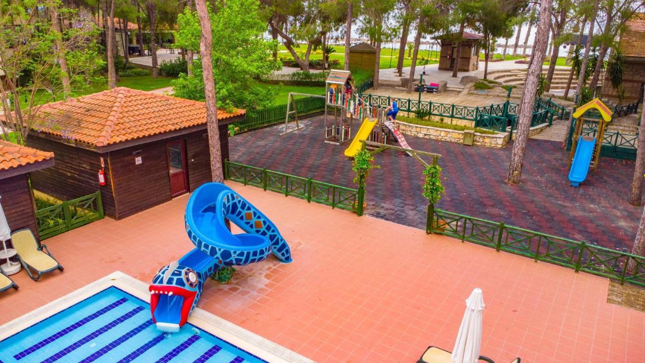 Champion Holiday Village Белдиби Екстериор снимка